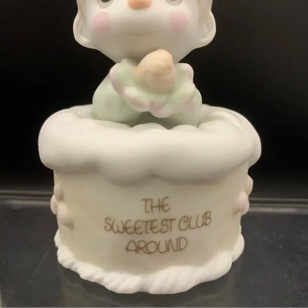 1988 Precious Moments Figurine - Picture 7 of 15
